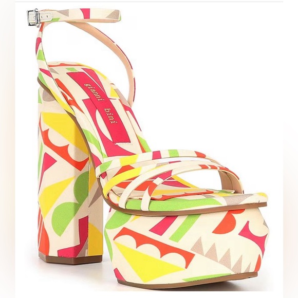 Gianni Bini PARRISH GEO PRINT Strappy Platform Sandal - Picture 6 of 14